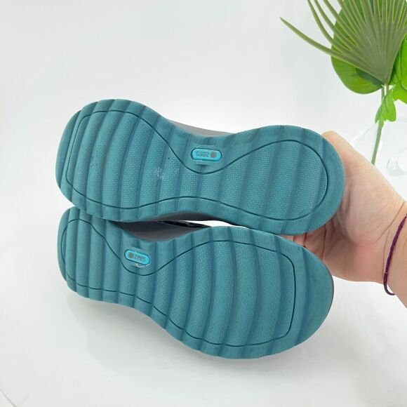 Bzees Women's Gleam Slip On Size 7 Gray Leopard Flats Wedge Casual Light Walk - Picture 6 of 12